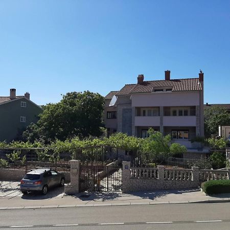 Apartments Izabela Muzic-Fornaric Cres Buitenkant foto