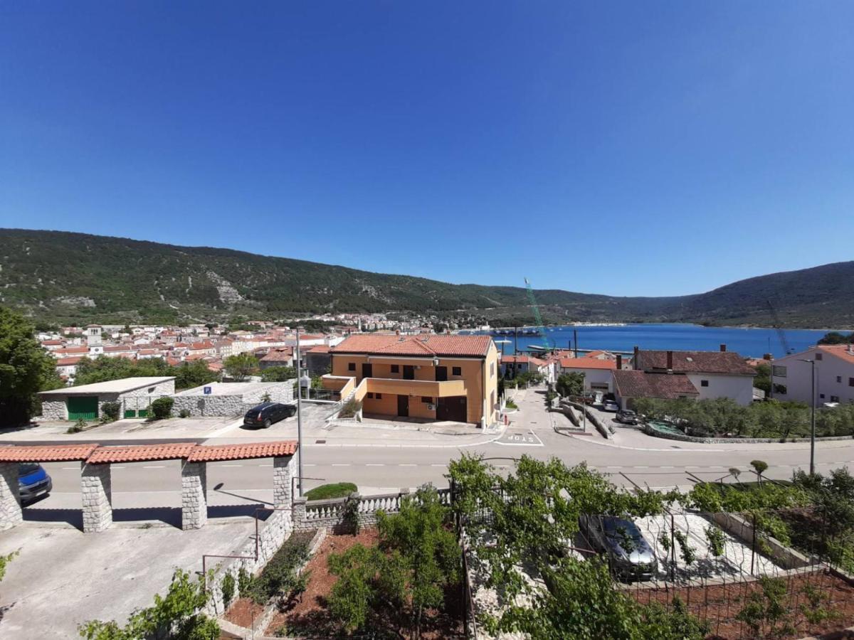 Apartments Izabela Muzic-Fornaric Cres Buitenkant foto